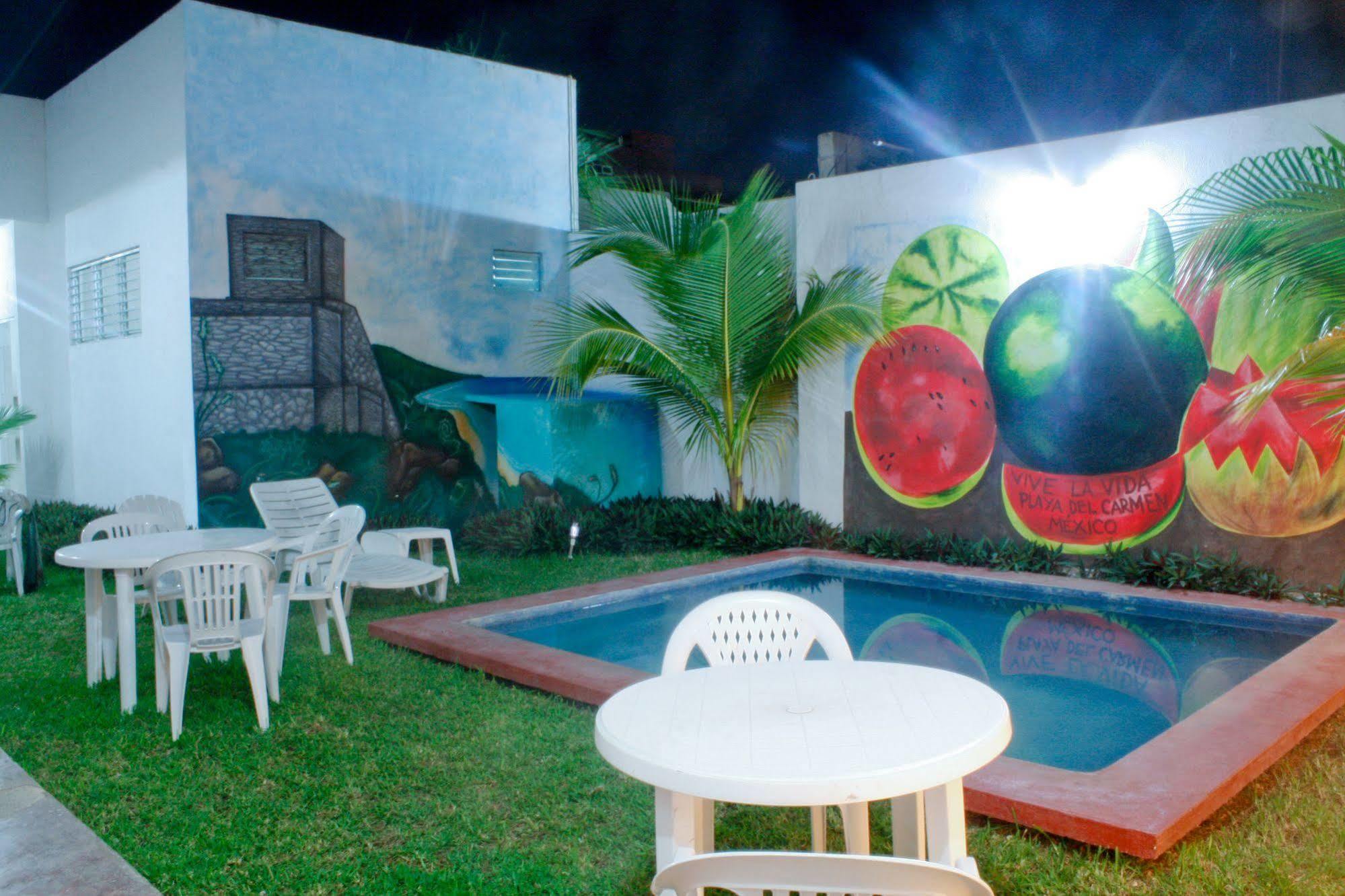 Hostal Vive La Vida Playa del Carmen Dış mekan fotoğraf